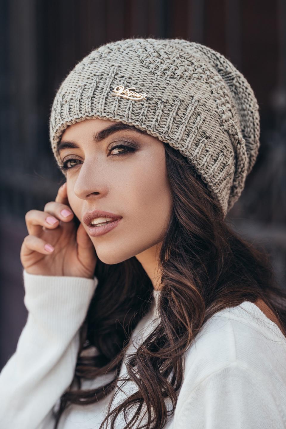 Women&#39;s knitted cap &quot;Isa&quot; (linen-olive melange)