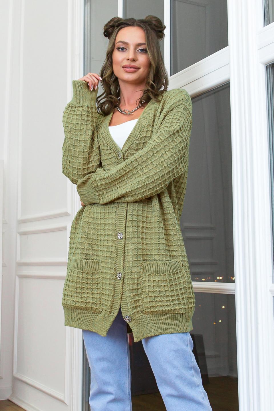 Long cardigan sweater with buttons &quot;Ilona&quot; (pistachio green)
