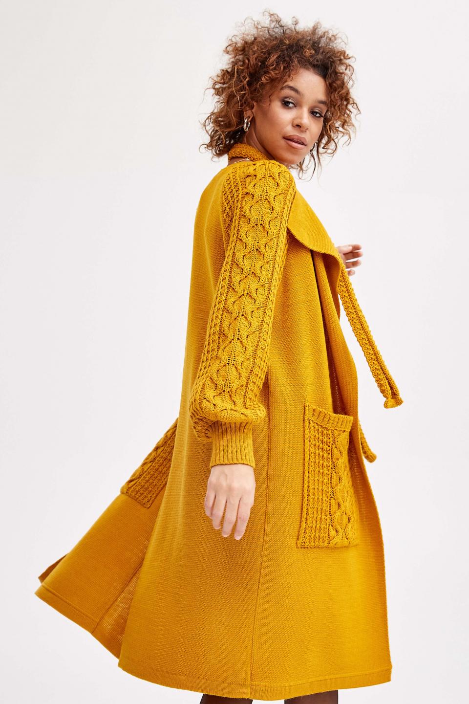 Fashionable knitted cardigan &quot;Marshmallow&quot; (mustard)