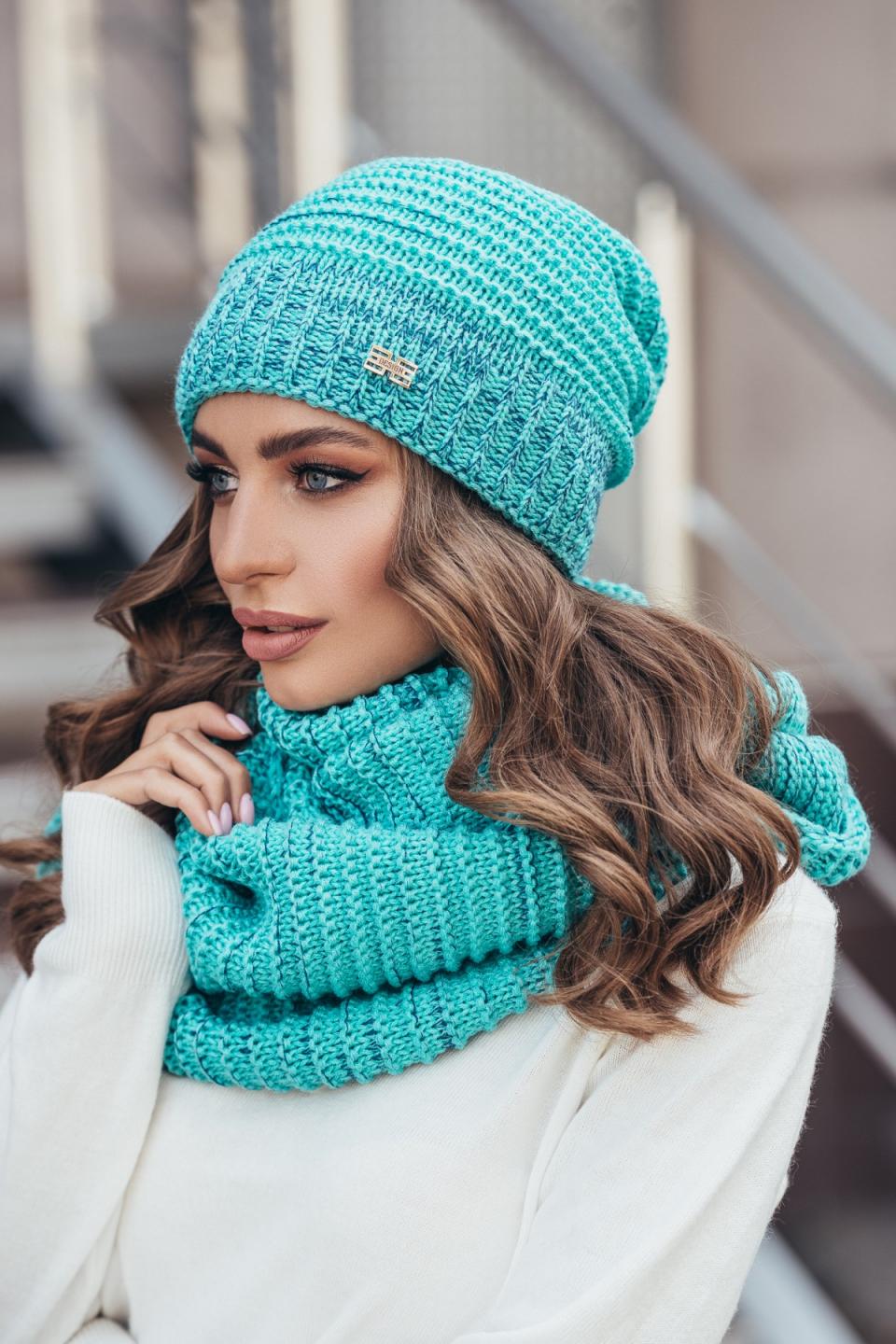 Set: knitted hat and snood &quot;Mulled wine&quot; (mint melange)