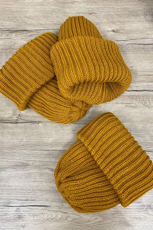 Warm knitted hat "Dance" (mustard)