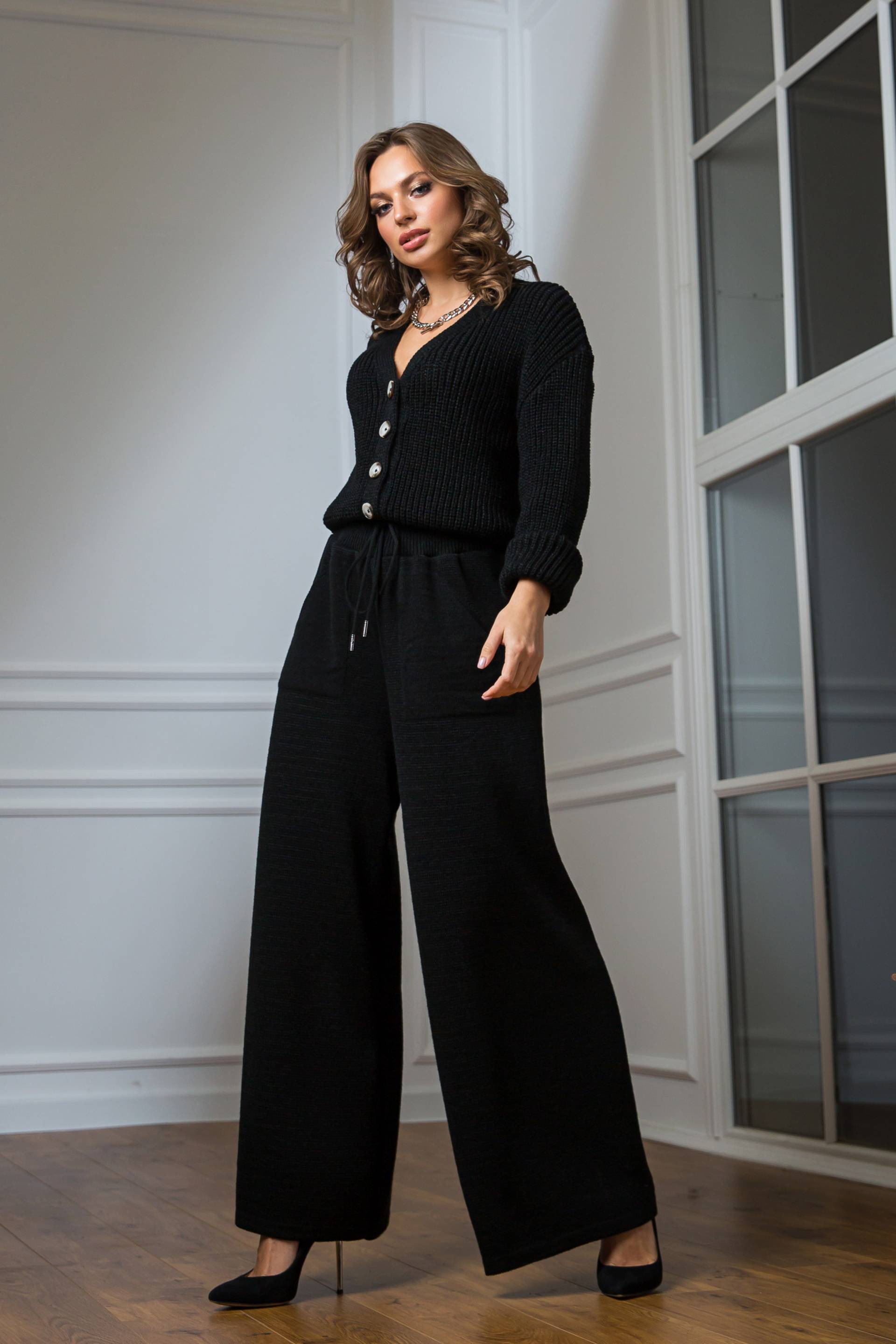 Palazzo pants shop with cardigan