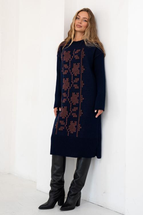 В'язана сукня вишиванка «Вербена» (синій, чорний, корал)