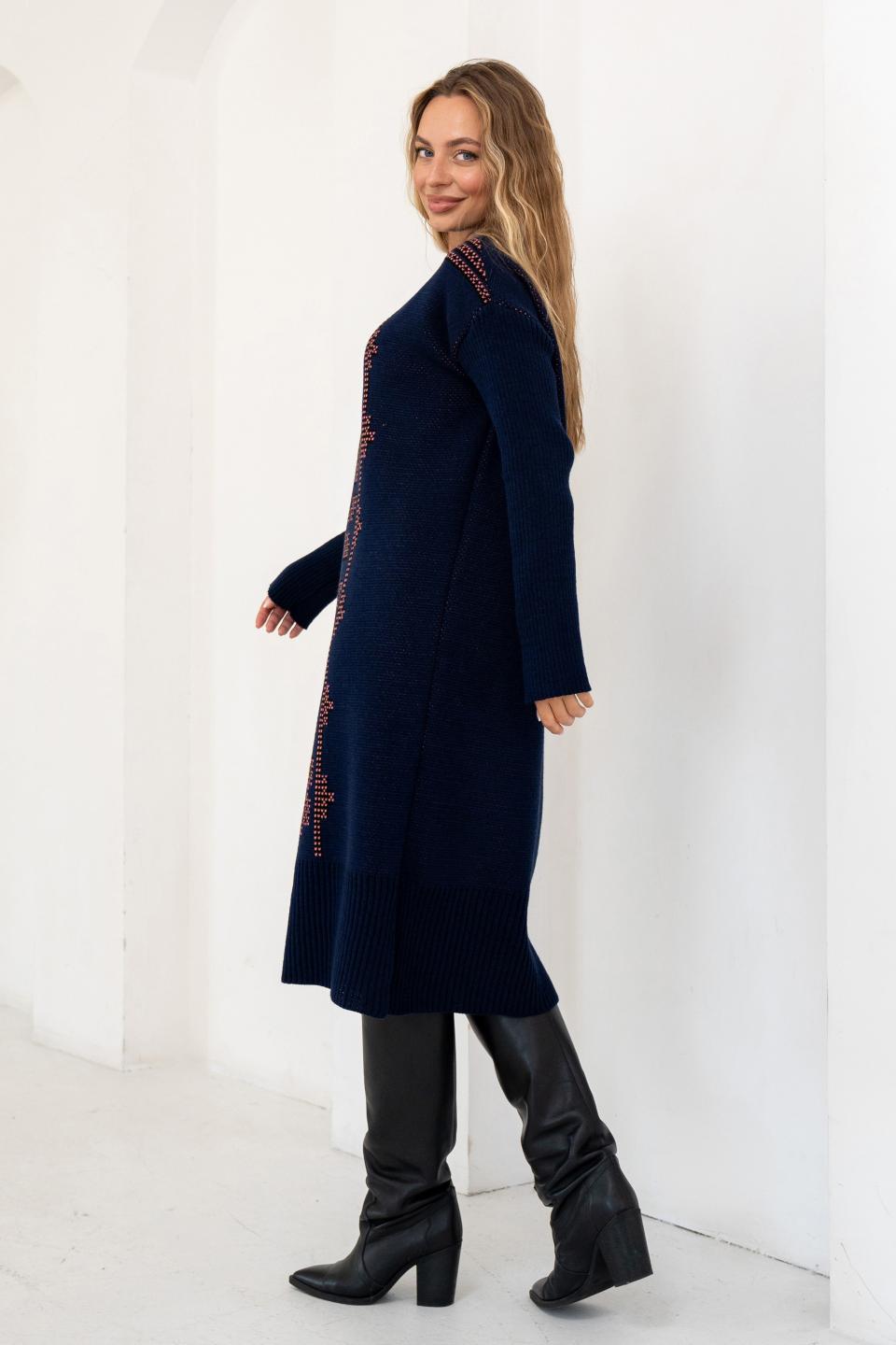 В'язана сукня вишиванка «Вербена» (синій, чорний, корал)