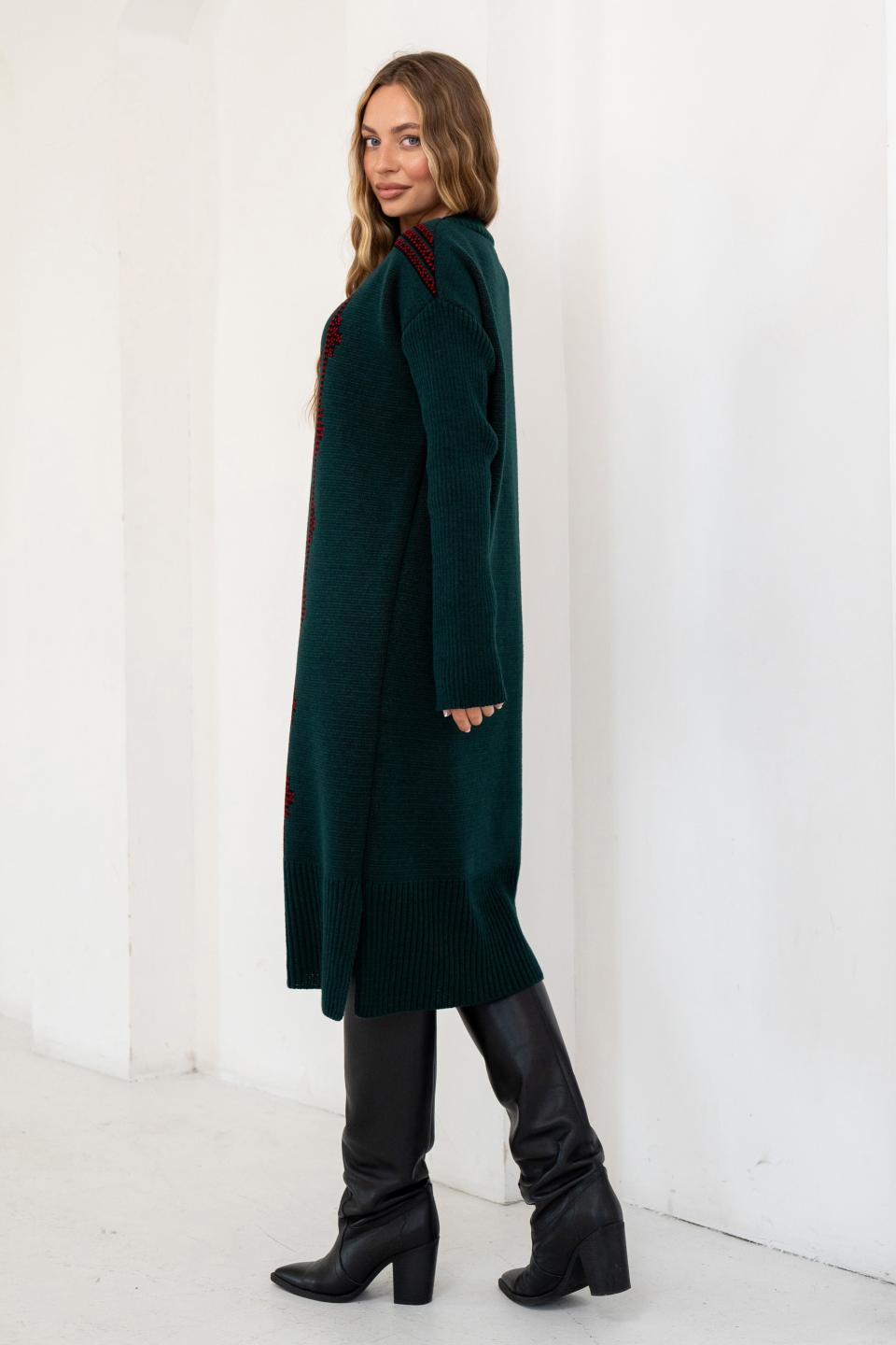 В'язана сукня вишиванка «Вербена» (смарагд, чорний, червоний)